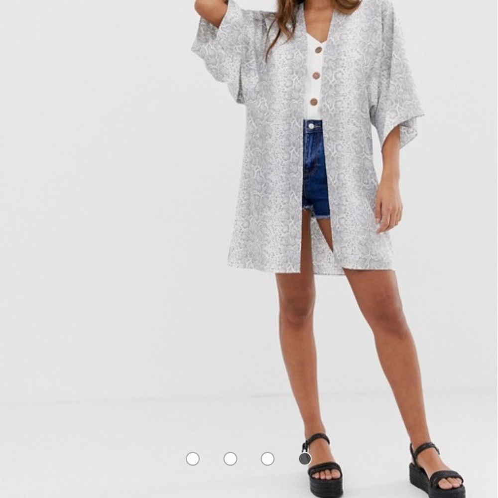 ASOS DESIGN Kimono in Snake Print